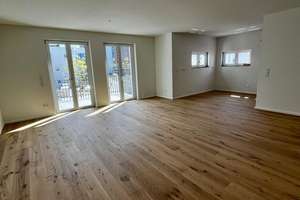 Erstbezug in Frechen: Moderne 4-Zimmer-Wohnung mit Balkon und hochwertiger Ausstattung