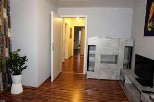Sehr gepflegtes, renoviertes 3-FH mit 5 Balkons und wunderschönem Fernblick, 3 Garagen mit Stellplät – Die vollständige Adresse der Immobilie erhältst du vom Anbieter., 66955 Pirmasens, Pirmasens – Vorschaubild 9
