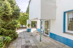 Großzügiges Mehrgenerationenhaus mit Traumgarten in Duisburg-Röttgersbach – Die vollständige Adresse der Immobilie erhältst du vom Anbieter., 47167 Röttgersbach, Duisburg – Vorschaubild 8
