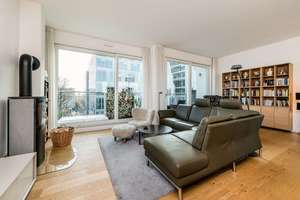 Luxuriöses Penthouse in Friedrichshain! Bezugsfrei!