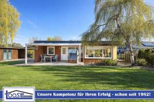 Ansprechender Ferienbungalow mit 2 Zimmern und großem Grundstück in Niendorf/O. – Die vollständige Adresse der Immobilie erhältst du vom Anbieter., 23669 Timmendorfer Strand – Vorschaubild 1