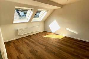 Modern, stilvoll und mit besonderem Charme – Ihre neue Wohnung in ruhiger Lage – Bartholomäusstr. 64a, 42277 Oberbarmen, Wuppertal – Vorschaubild 3