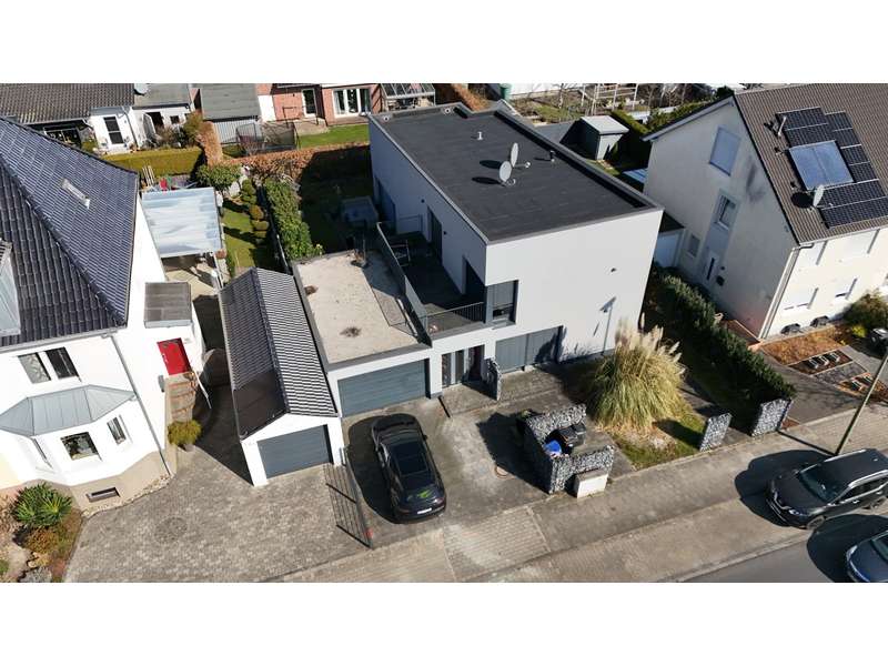 Moderne Stadtvilla mit Einliegerwohnung in Hamm-Mark – Effizient, flexibel, stilvoll