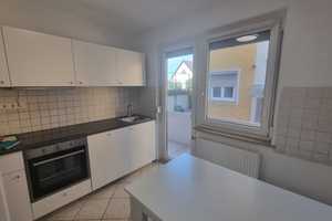 Helles WG-Zimmer in 4er WG im Herzen von Zuffenhausen – Markomannenstraße 27, 70435 Stuttgart – Vorschaubild 2