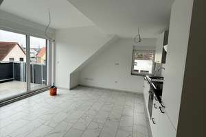 Nachmieter für schöne Dachgeschosswohnung mit Balkon & Stellplatz in Fürth gesucht – 90768 Atzenhof, Burgfarrnbach, Fürth – Vorschaubild 2