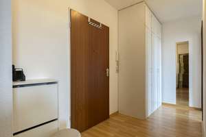 Bezugsfreie, helle 2-Zi.-Wohnung mit 2 Balkonen und Stellplatz in Rhein- und Zentrumsnähe in Bonn – Die vollständige Adresse der Immobilie erhältst du vom Anbieter., 53111 Nordstadt, Bonn – Vorschaubild 9