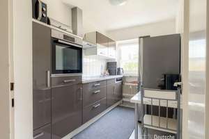 Ruhig gelegene Dreizimmerwohnung mit Balkon und Tiefgaragenstellplatz in München-Am Hart – 80937 Am Hart, München – Vorschaubild 8