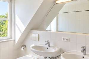 Modernisierte Wohnung mit 4 Zimmern in München Perlach – 81735 Waldtrudering, München – Vorschaubild 3