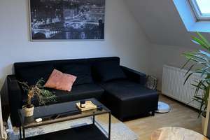 Gut geschnittene 2-ZKB DG-Wohnung in der Bonner Südstadt– ideal für Singles, Paare oder Pendler