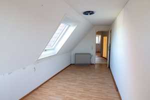 verwirklichen Sie Ihr Traumhaus - viel Platz auf zwei bis drei Wohn-Etagen - mit großer Werkstatt – Ludwigsburg (Kreis) – Vorschaubild 7