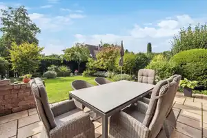 Einfamilienhaus erster Güte im Stadtkern von Großburgwedel – Hannover (Kreis) – Vorschaubild 2