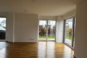 DHH in der Gartenstadt Taucha bei Leipzig, massiv gebaut, 5 Zimmer, Garten, Stellplatz - KfW40 – Die vollständige Adresse der Immobilie erhältst du vom Anbieter., 4425 Taucha – Vorschaubild 9