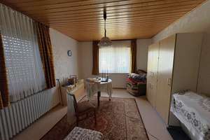 Vielseitiges Mehrgenerationenhaus mit großem Grundstück und Nebengebäuden – Die vollständige Adresse der Immobilie erhältst du vom Anbieter., 91575 Windsbach – Vorschaubild 6