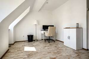Hell. Modern. Charmant. Dachgeschosswohnung mit besonderem Wohngefühl – Bromberger Straße 14, 90491 Schoppershof, Nürnberg – Vorschaubild 3