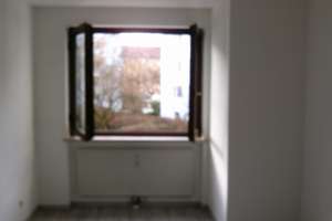 Vermiete Wohnung 75 qm U-Bahn, Bus, S-Bahn, Trambahn-Anbindung nebenan – Schlierseestraße 105, 81539 Obergiesing, München – Vorschaubild 4