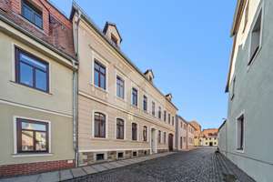 Kernsaniertes, voll vermietetes 11-Parteienhaus / Kultur- und Einzeldenkmal **Provisionsfrei** – Die vollständige Adresse der Immobilie erhältst du vom Anbieter., 4668 Grimma – Vorschaubild 2