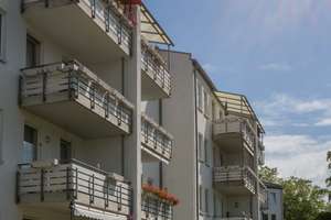 Modern, großzügig geschnitten, innenstadtnah, nur 500 m zum Strand, neues Badezimmer – Kattowitzer Straße 259, 38226 Lebenstedt, Salzgitter – Vorschaubild 1