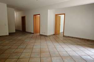 Alles auf einer Ebene in Junkersdorf: 3 Zimmer, Aufzug bis zur Tiefgarage, geschützte Terrasse – Die vollständige Adresse der Immobilie erhältst du vom Anbieter., 50858 Junkersdorf, Köln – Vorschaubild 12