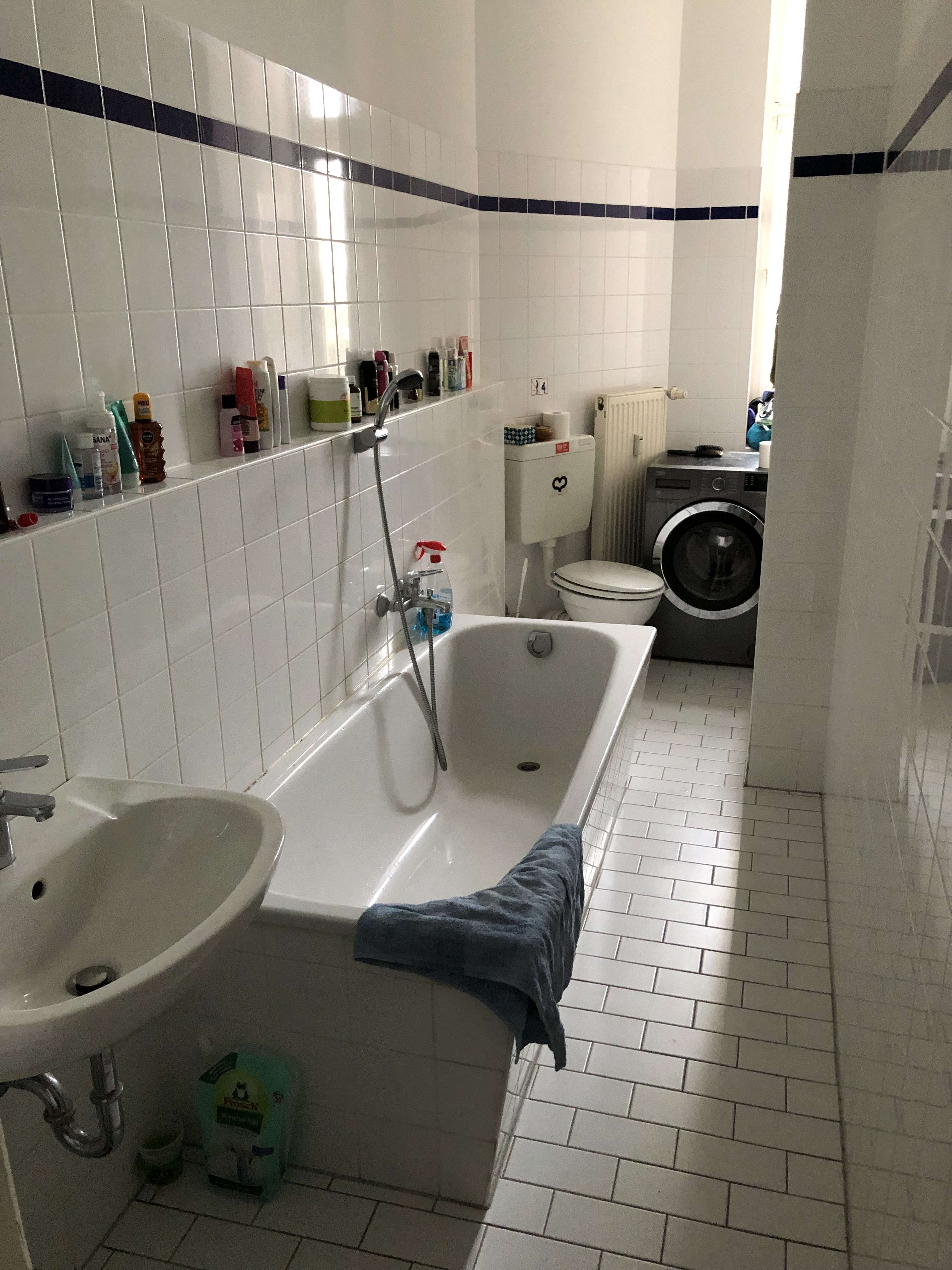 Bezugsfreie 2-Zimmer-Altbauwohnung mit großem Potenzial zur Umwandlung in 3 Zimmer!, Berlin – Bild 2