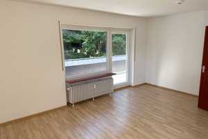 OHNE PROV. | MFH mit 6 Wohnungen | leerstehend | aufgeteilt nach WEG | Ausbaureserve – Freiburg im Breisgau – Vorschaubild 2