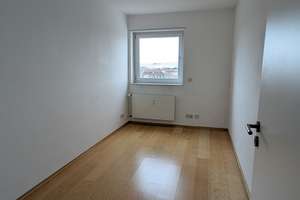 Schöne 3 Zimmer-Wohnung m. großem (West-) Balkon u. tollem Fernblick  – Die vollständige Adresse der Immobilie erhältst du vom Anbieter., 68167 Neckarstadt-Ost/Wohlgelegen, Mannheim – Vorschaubild 19