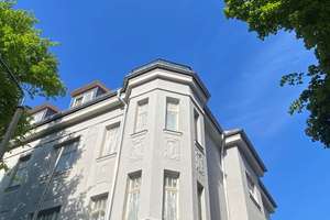 *Wunderschöne 4-RW in traumhafter Lage/Parkettfußboden und FHZ/ Balkon / Gäste-WC*  WE 05
