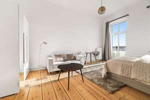 Modernes Zimmer in 4er-WG in Friedrichshain - voll möbliert – Straßmannstraße 21, 10249 Friedrichshain, Berlin – Vorschaubild 3