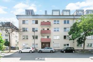 Charmante 2-Zimmer-Wohnung mit Balkon und Stellplatz in Düsseldorf