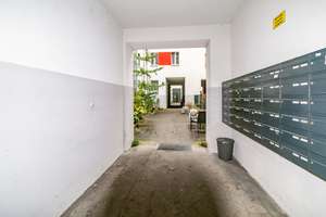 Quiet, spacious south facing Studio between the Kollwitzkiez & Winsviertel. Empty & available ! – Prenzlauer Allee 35, 10405 Prenzlauer Berg, Berlin – Vorschaubild 10
