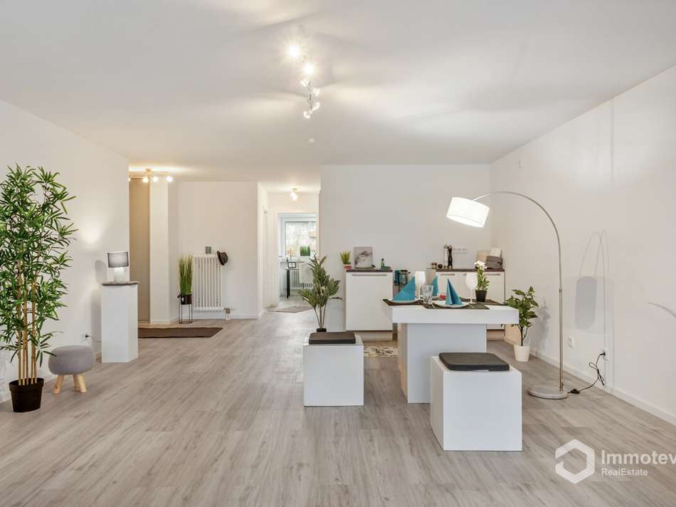 Offener Wohn-/Essbereich