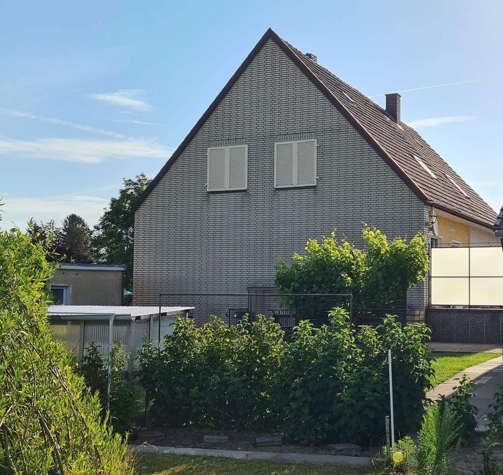 Immobilie in Schellerten - Ruhig gelegene Doppelhaushälfte sucht handwerkliche Hände - Bild 4