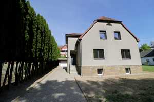 Umfangreich saniertes 1-2 Familienhaus mit großer Garage und tollem Garten in Löhne Gohfeld – Herford (Kreis) – Vorschaubild 1