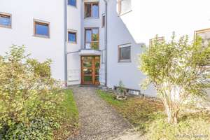 Gepflegt, vermietet und solide – Kapitalanlage in Plieningen mit Balkon und TG-Stellplatz – 70599 Plieningen (Ortsteil), Stuttgart – Vorschaubild 3