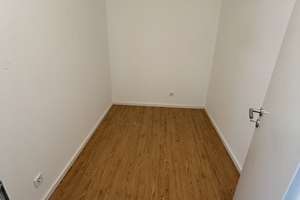 Bequem ankommen dank Aufzug: Schöne 101 m² mit Top Anbindung & Stellplatz – Die vollständige Adresse der Immobilie erhältst du vom Anbieter., 70190 Stöckach, Stuttgart – Vorschaubild 7