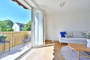 Ruhige Wohnstraße, beste Anbindung. Blick in die Baumkronen. – Die vollständige Adresse der Immobilie erhältst du vom Anbieter., 22769 Altona-Nord, Hamburg – Vorschaubild 4