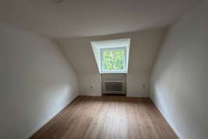 Frisch renovierte 3-Zimmer-Dachgeschosswohnung mit Badewanne – ab sofort bezugsfrei – Rembergstr 17, 58095 Mittelstadt, Hagen – Vorschaubild 2
