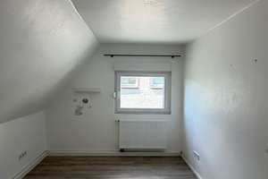 Alltagstaugliche 4 Zimmer in Siegen – Waldstraße 63, 57080 Niederschelden, Siegen – Vorschaubild 13