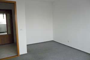 Beim EKZ Jenfeld: Attraktive, renovierte, sonnige, zentrale 1-Zi-Whg – Bekkampsweg 2, 22045 Jenfeld, Hamburg – Vorschaubild 6