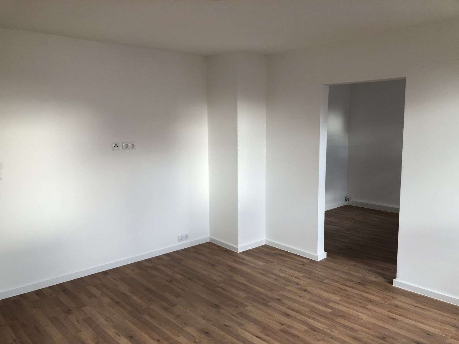 Immobilie in Zwenkau - großes Reihenendhaus in Zwenkau 8 Zimmer mit 180 m² Wohnfläche mit Garten und Garage - Bild 7