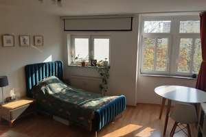 2-Zimmer-Wohnung in Nippes bis 2027 (Übernahme ggf. möglich) – Neusser Straße XXX, 50733 Nippes (Ortsteil), Köln – Vorschaubild 1