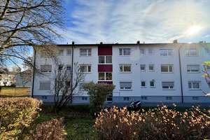 Komfortable 3-Zimmer-Wohnung mit Balkon in Ulm-Böfingen – Die vollständige Adresse der Immobilie erhältst du vom Anbieter., 89075 Böfingen, Ulm – Vorschaubild 3
