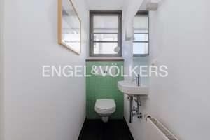 Exklusiver Charme trifft Moderne: Stilvolles, modernisiertes Haus mit Pool, Kamin & Garten – 63071 Bieberer Berg, Offenbach am Main – Vorschaubild 12