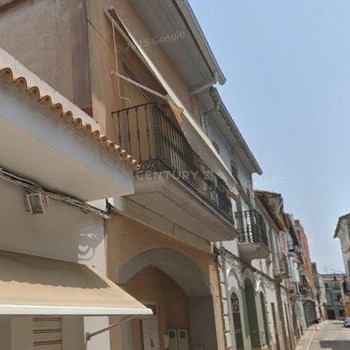 Haus zum Verkauf in CL SANT DE PEDRA 29 CASTELLO VALENCIA DERZEIT VERMIETET BIS 032029