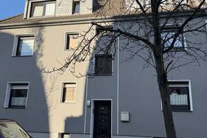 Mehrgenerationenhaus mit 3 Wohnungen nebst kleinem Gewerbe im beliebten Mülheim Saarn – Die vollständige Adresse der Immobilie erhältst du vom Anbieter., 45481 Saarn, Mülheim an der Ruhr – Vorschaubild 1