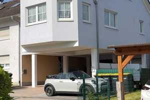 Wohnen wie im Einfamilienhaus - mit 2  Terrassen, Weitblick  und 2 hochwertigen Garagen – Breisgau-Hochschwarzwald (Kreis) – Vorschaubild 2