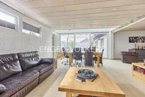 Elegantes Zuhause mit Sauna, Kamin und exklusivem Gartenparadies mit Pool – Die vollständige Adresse der Immobilie erhältst du vom Anbieter., 64354 Reinheim – Vorschaubild 5