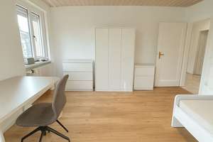 Attraktive möblierte WG-Zimmer in top Lage in Rüppurr zu vermieten – Herrenalberstr. 40, 76199 Rüppurr, Karlsruhe – Vorschaubild 1