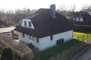 Exklusives, geräumiges und gepflegtes Haus mit vier Zimmern in Schenefeld – Pinneberg (Kreis) – Vorschaubild 9
