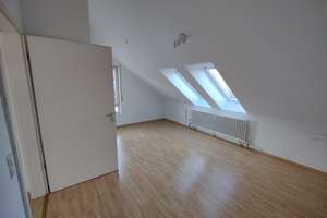 Tolle 2,5-Zimmer-DG-Wohnung mit Ausblick – Endelbangstraße 23, 70569 Dachswald, Stuttgart – Vorschaubild 8
