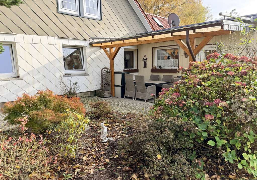 Immobilie in Auetal - individuelles Wohnhaus mit unverbautem Fernblick - Bild 3